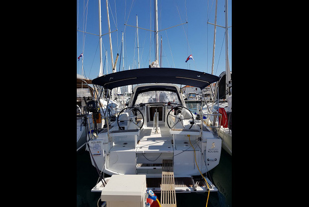 Oceanis 35.1, Trogir