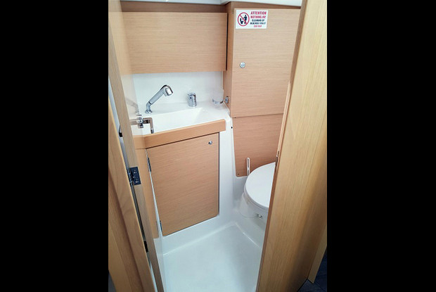 Oceanis 35.1, Trogir