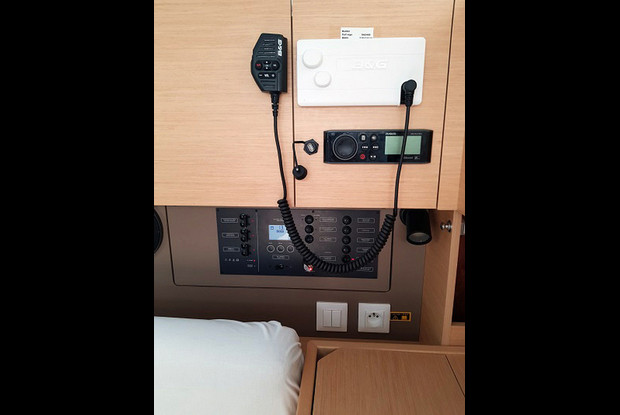 Oceanis 35.1, Trogir