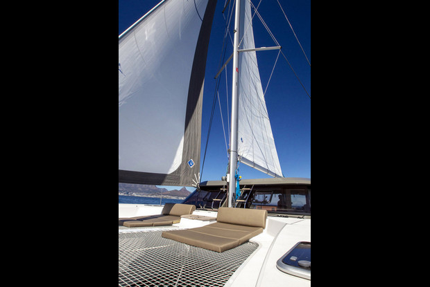 Nautitech 40 Open - 4 cab., Black River