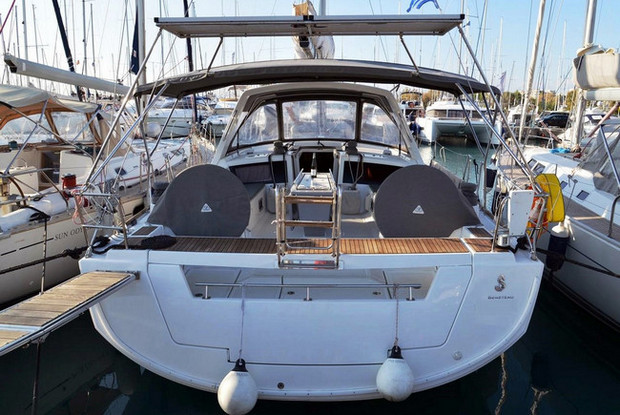 Oceanis 48 - 5 cab., Lavrio