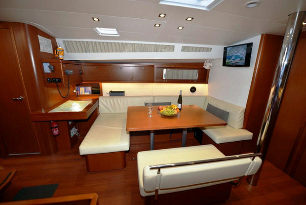 Oceanis 48 - 5 cab., Lavrio