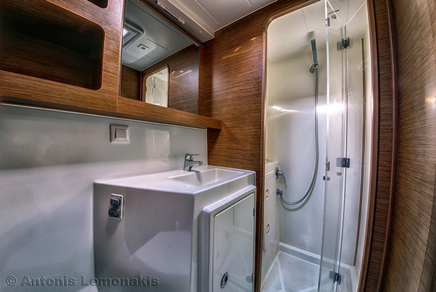 Lagoon 42 - 3 + 2 cab., Finikas