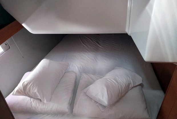 Dufour 430 Grand Large, Pula