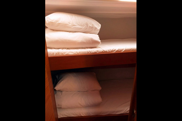 Dufour 430 Grand Large, Pula