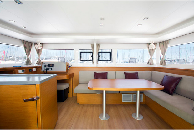 Lagoon 450  Flybridge, Alimos