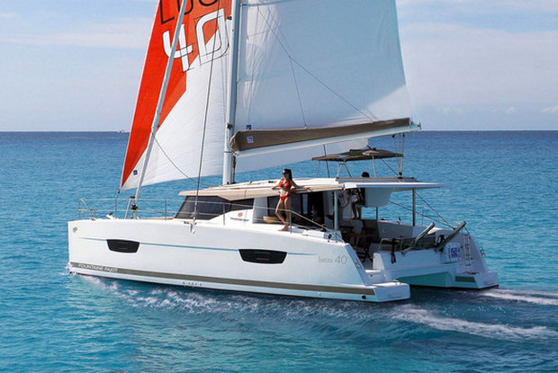 Fountaine Pajot Lucia 40 - 3 cab., Road Town