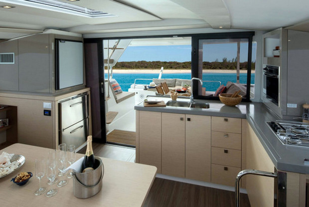 Fountaine Pajot Lucia 40 - 3 cab., Road Town