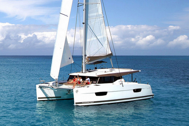 Fountaine Pajot Lucia 40 - 3 cab., Road Town