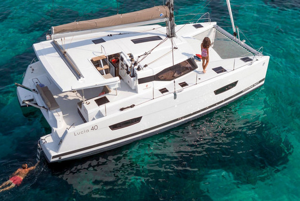 Fountaine Pajot Lucia 40 - 3 cab., Road Town