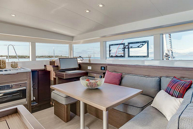 Lagoon 40 - 4 + 2 cab, Road Town