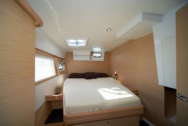 Lagoon 421 - 4 + 1 cab., Šibenik