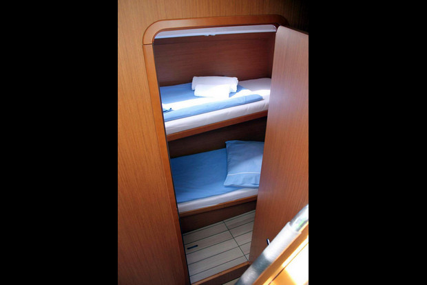 Jeanneau 53 - 6 cab., Lavrio