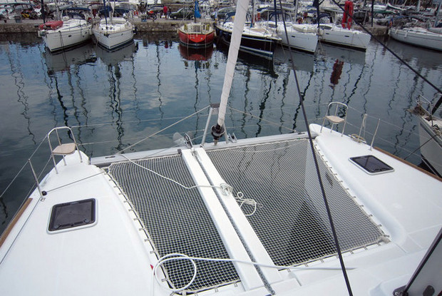 Lagoon 400 S2 - 4 + 2 cab., Alimos