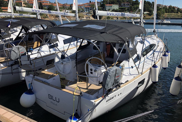 Elan Impression 40.1, Pula