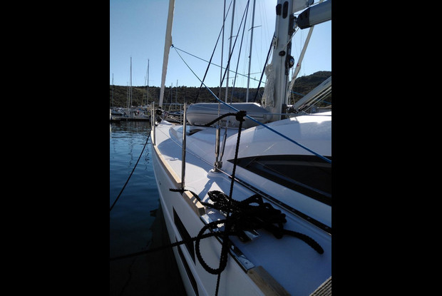 Elan Impression 45.1, Pula