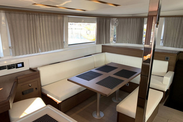 Lagoon 46 - 4 + 2 cab., Alimos