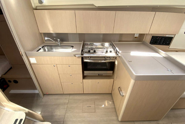 Oceanis 41.1, Rogoznica