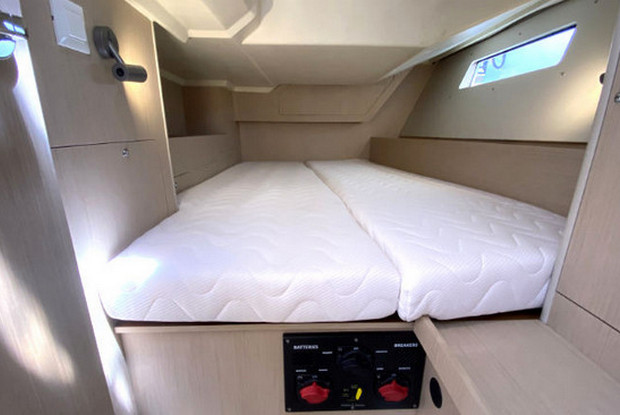 Oceanis 41.1, Rogoznica