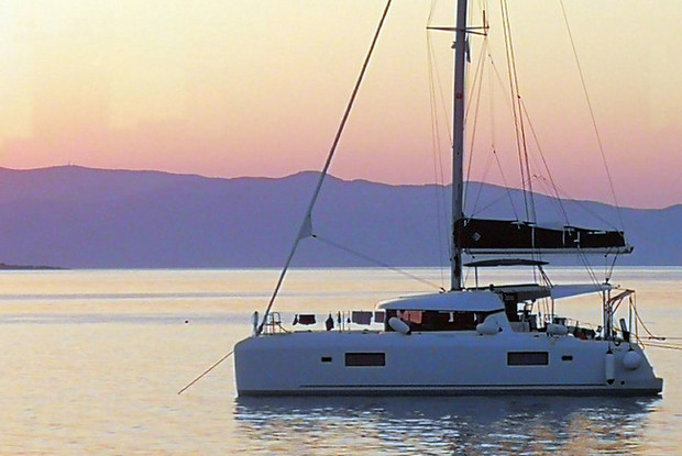 Lagoon 42 - 4 + 2 cab., Alimos