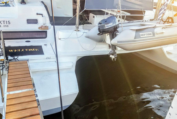 Lagoon 42 - 4 + 2 cab., Alimos