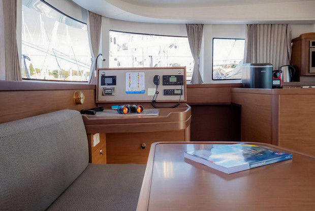 Lagoon 42 - 4 + 2 cab., Biograd na Moru