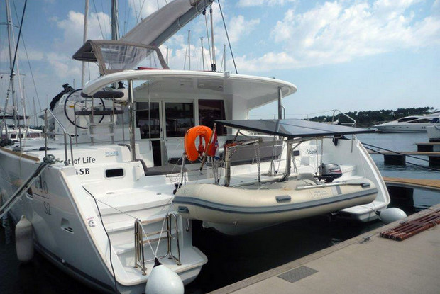 Lagoon 400 S2 - 4 + 2 cab., Šibenik