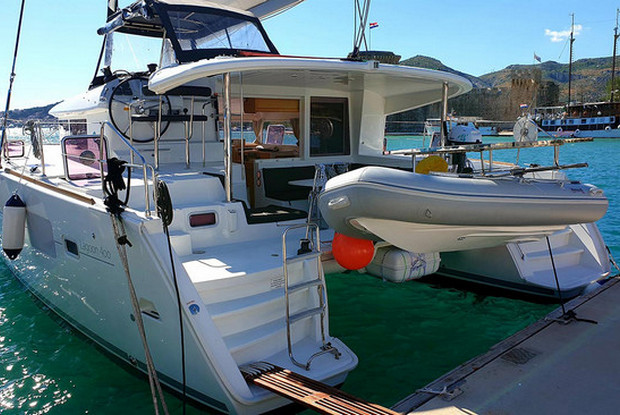 Lagoon 400 - 4 + 2 cab., Trogir