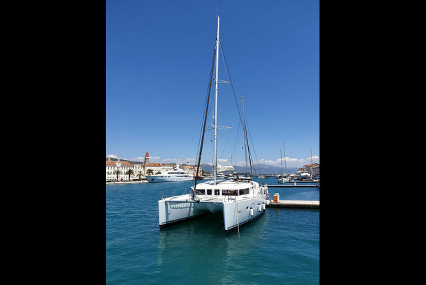 Lagoon 400 - 4 + 2 cab., Trogir