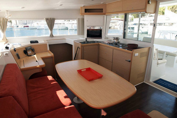 Lagoon 400 - 4 + 2 cab., Trogir