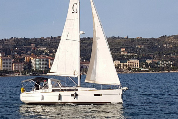Oceanis 38 - 3 cab., Biograd na Moru