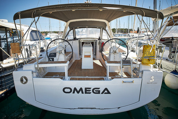 Oceanis 38 - 3 cab., Biograd na Moru