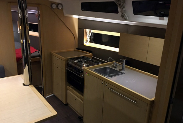 Oceanis 38 - 3 cab., Biograd na Moru