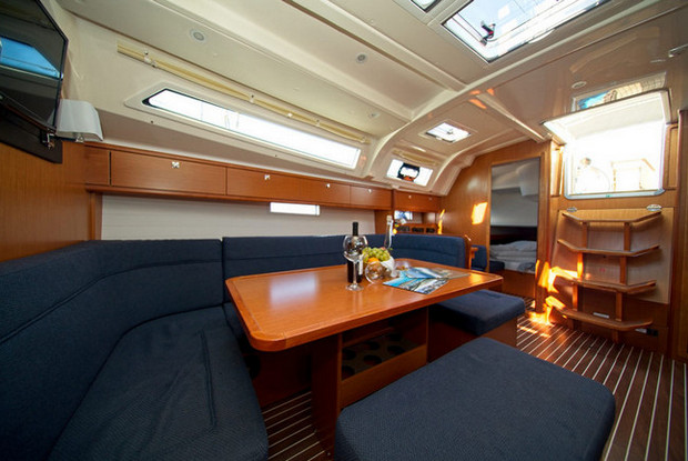 Bavaria Cruiser 41 - 3 cab., Murter