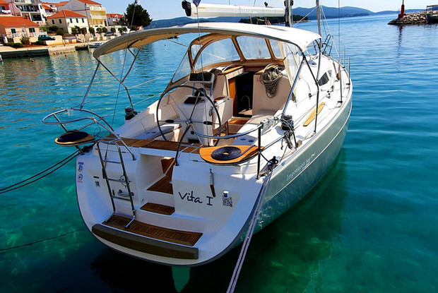 Elan 344 Impression, Jezera