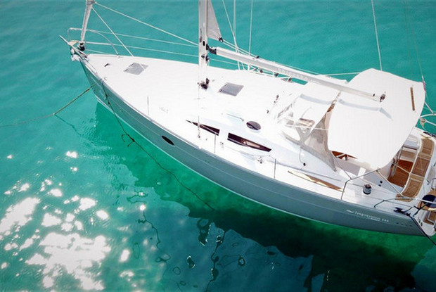 Elan 344 Impression, Jezera