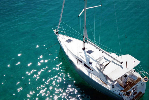 Elan 344 Impression, Jezera