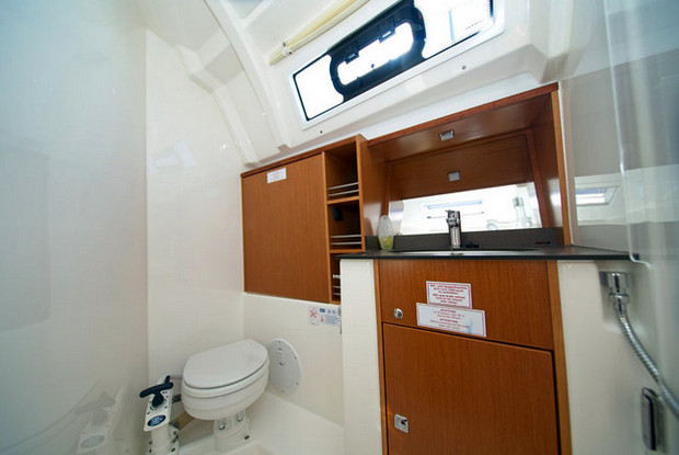 Bavaria Cruiser 41 - 3 cab., Murter