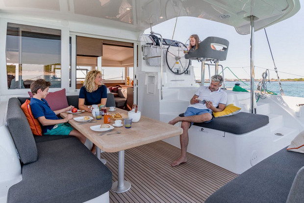 Lagoon 40 - 4 + 2 cab, Lefkada