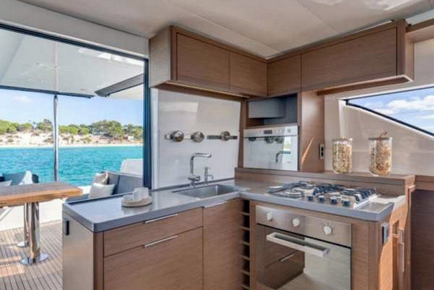 Lagoon 50 - 6 + 2 cab., Alimos