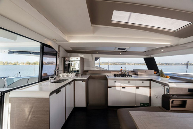 Fountaine Pajot Elba 45 - 4 + 2 cab., Preveza