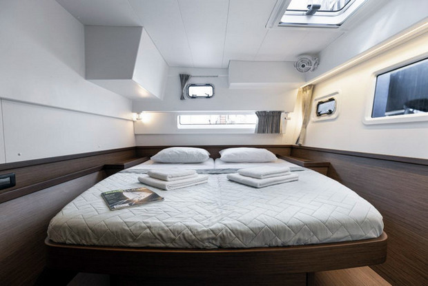 Lagoon 42 - 4 + 2 cab., Alimos