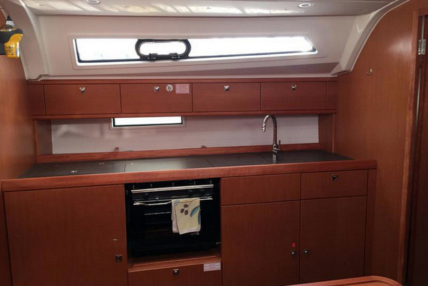 Bavaria Cruiser 41 - 3 cab., Kos