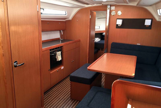 Bavaria Cruiser 41 - 3 cab., Kos