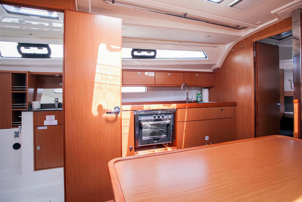 Bavaria Cruiser 41, Trogir