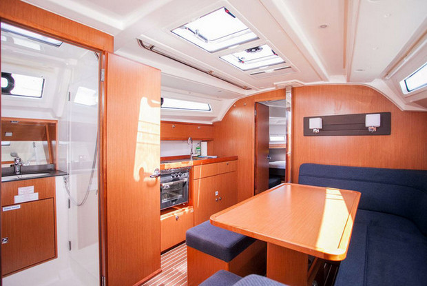 Bavaria Cruiser 41, Trogir