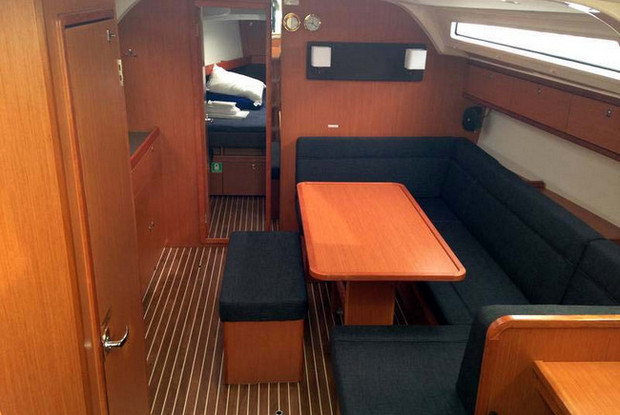 Bavaria Cruiser 41 - 3 cab., Kos