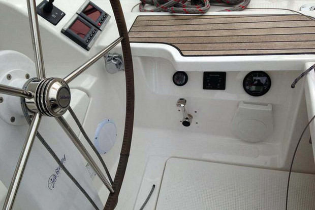 Bavaria Cruiser 41 - 3 cab., Kos