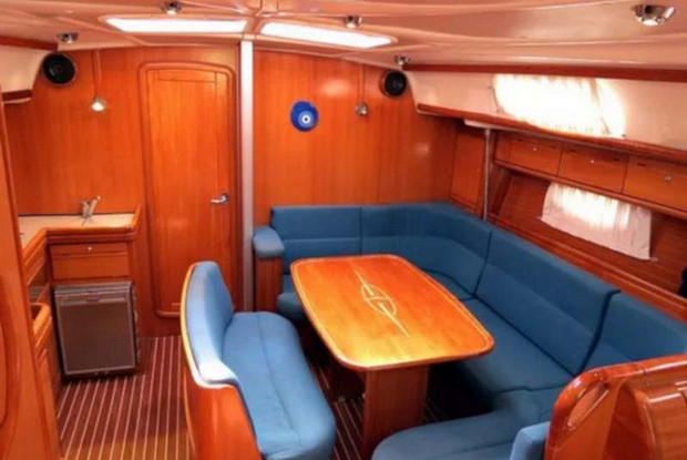 Bavaria 42 Cruiser, Trogir