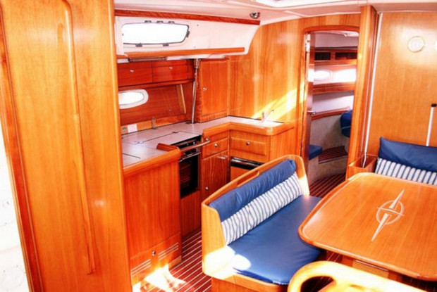 Bavaria 42 Cruiser, Trogir